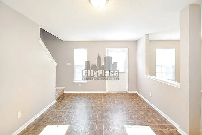 954 Brookstone Dr — Photo 6