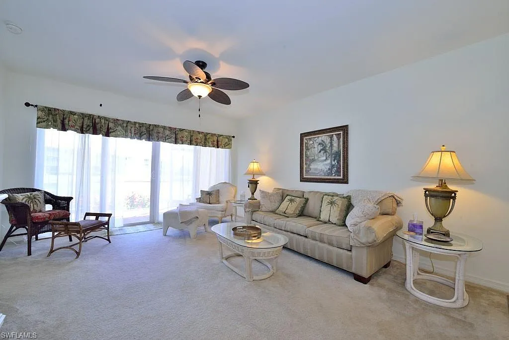 2 bed, 2.0 bath, 1129 sqft, $4,000 — Photo 2