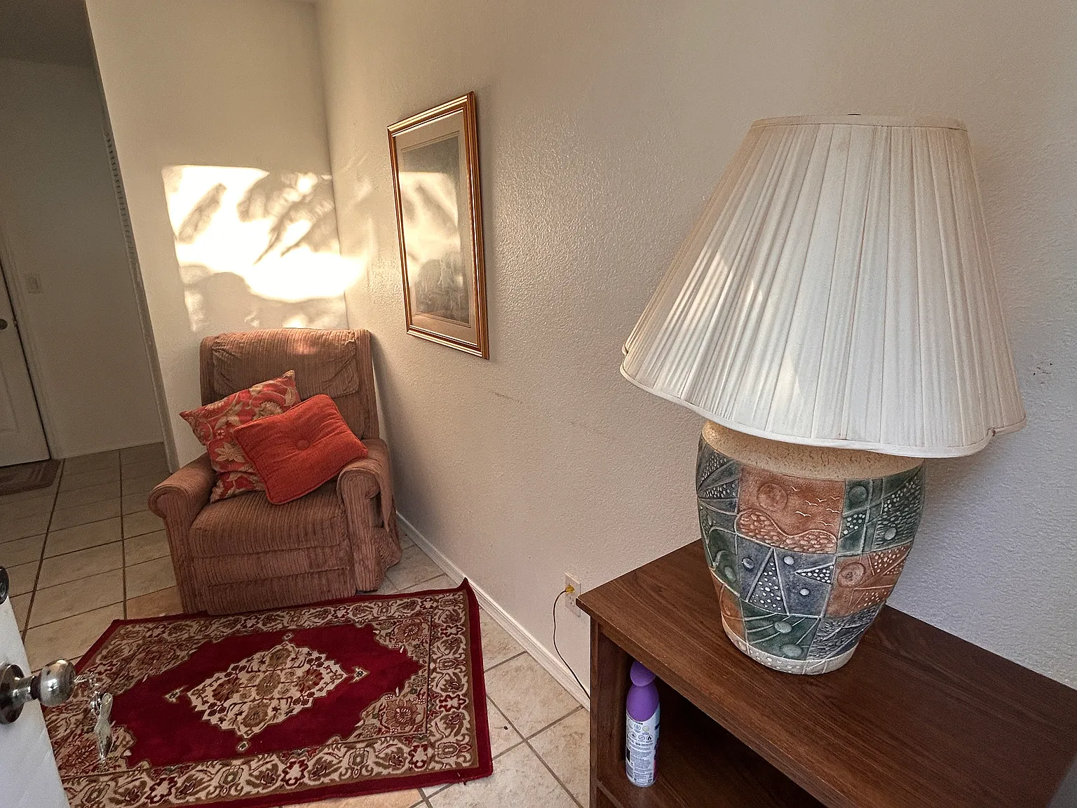 721 Horseman Dr — Photo 2