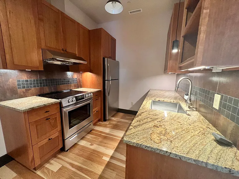 116 W 3rd Ave — Photo 5