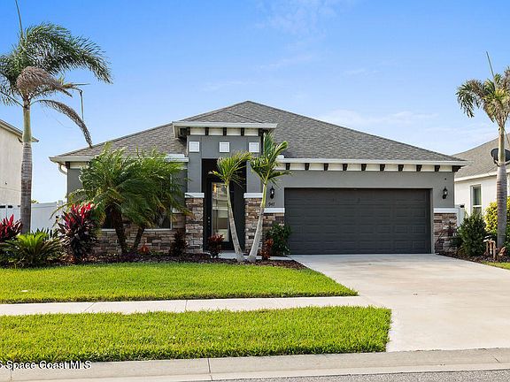 2nd image of 947 Corbin Cir SW