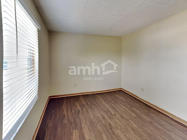 2759 Beal Dr — Photo 16