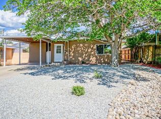 640 Grove St NE, Albuquerque, NM 87108