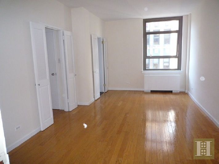 1st image of 4 Park Ave APT 22U