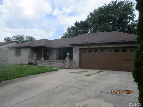 113 Rose Marie Dr, Belleville, IL 62220