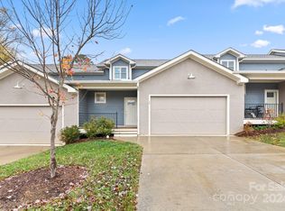 35 Thornes Ln, Asheville, NC 28805