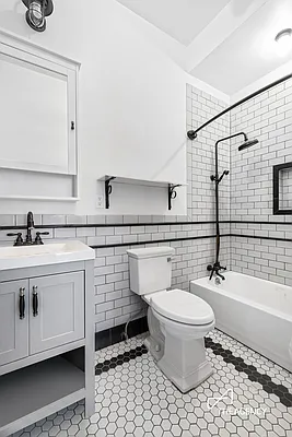 Rented by The Agency | media 10