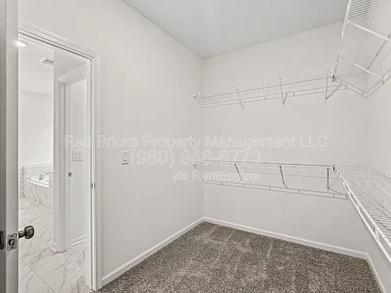 11026 Lochmere Rd — Photo 22