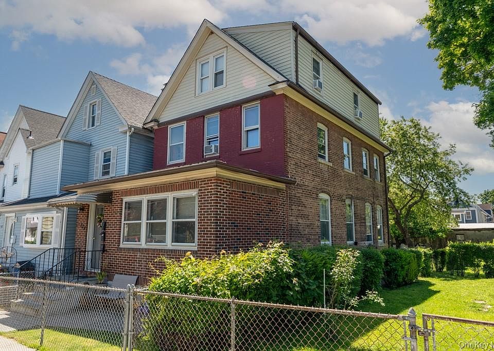 1st image of 304 Lockwood Avenue