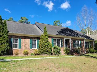 298 Chestnut Dr, Vass, NC 28394