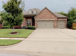 1312 W Ulysses St, Broken Arrow, OK 74012