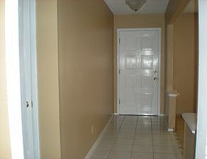 4th image of 1645 Valencia Dr