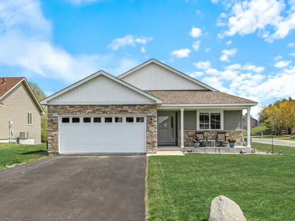 800 Harvest Cir SW, Lonsdale, MN 55046