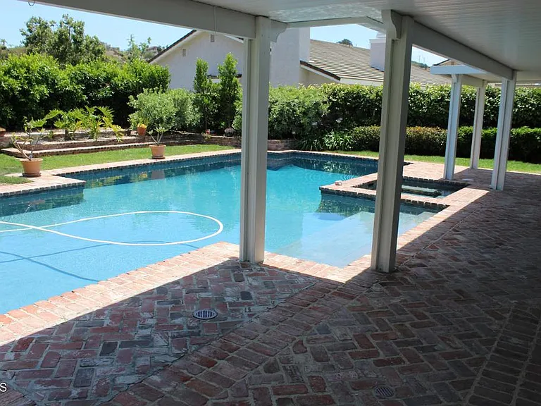 14062 Atwood Ct — Photo 24