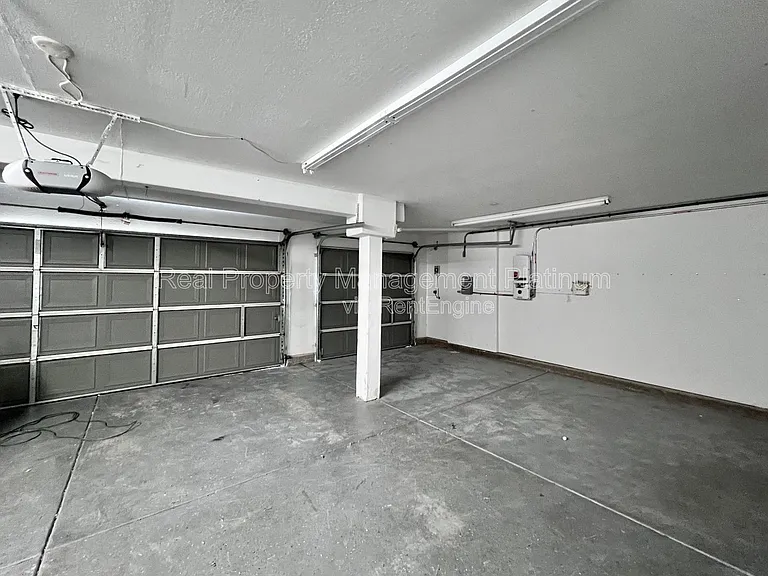 6054 E Hampton Way — Photo 30