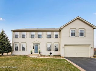 6708 Glenmoor Ct, McHenry, IL 60050