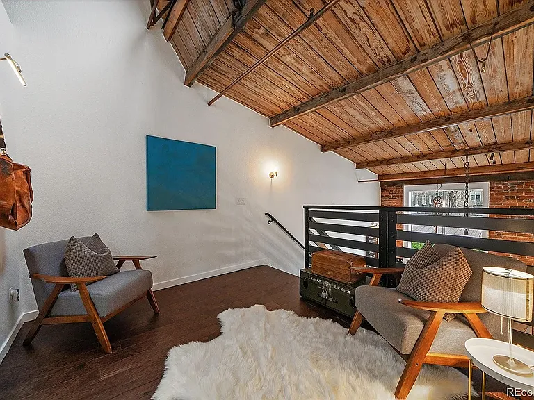 3033 Blake St #123 — Photo 24