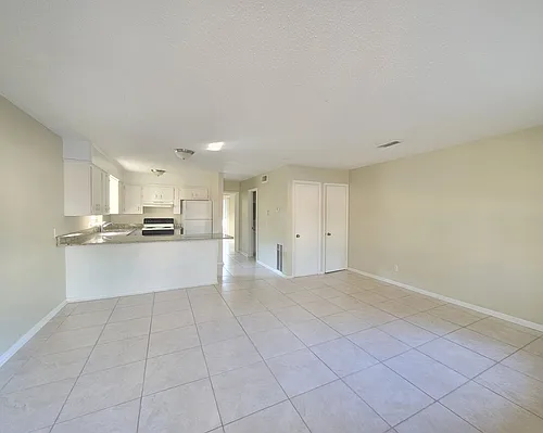 6567 Park Ave Photo 1