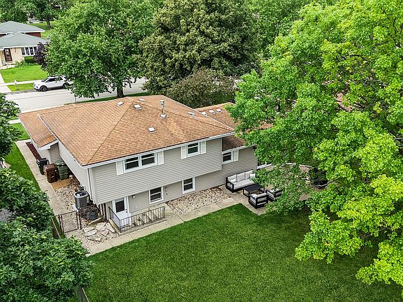 2nd image of 17025 Creekside Ave