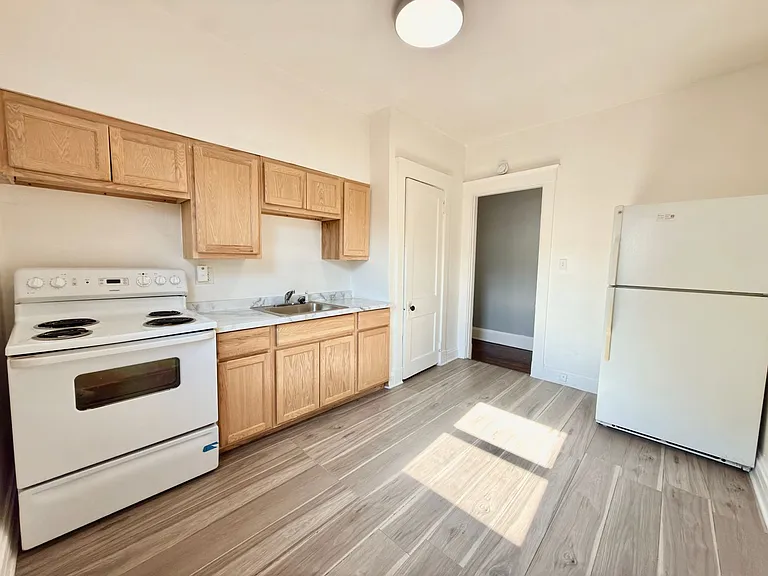 1815 Clarion Ave — Photo 8