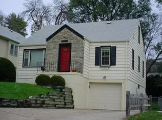 5526 Poppleton Ave, Omaha, NE 68106