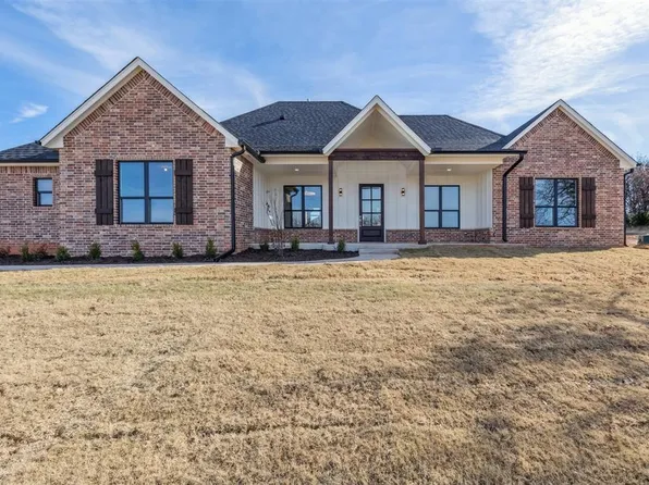 1237 Layla Ln, Blanchard, OK 73010