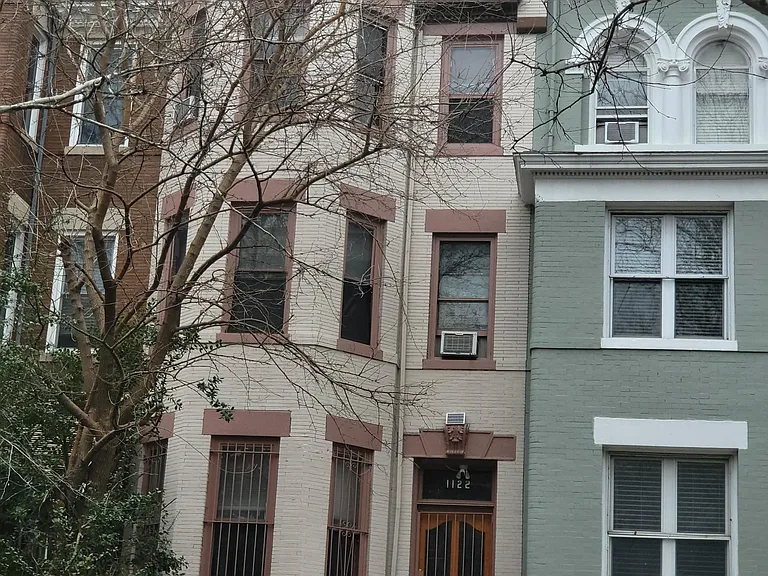 1122 Columbia Rd NW — Photo 46