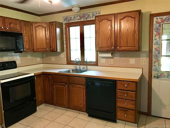2nd image of 94 Rolling Hills Dr