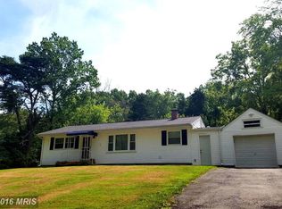 3915 Fairfax Farms Rd, Fairfax, VA 22033