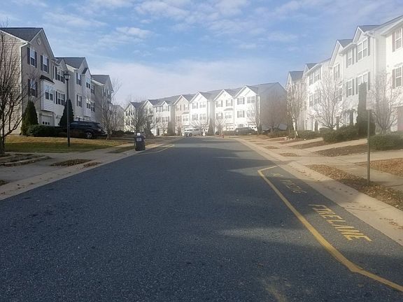 4th image of 7126 Wytheville Cir
