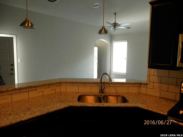 514 Creekside Frst — Photo 5