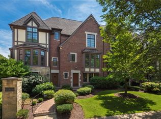 13900 S Park Blvd UNIT 12, Shaker Heights, OH 44120
