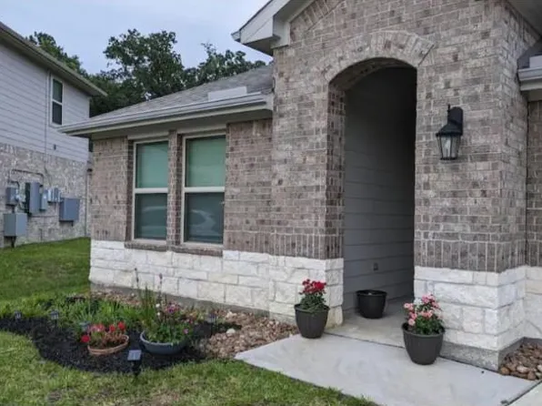 3305 Cold Swan Ct, Conroe, TX 77301