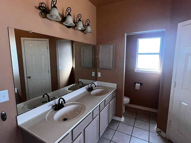 14033 Coquina Bay Ave — Photo 8