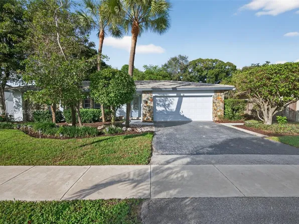 969 NW 8th St, Boca Raton, FL 33486