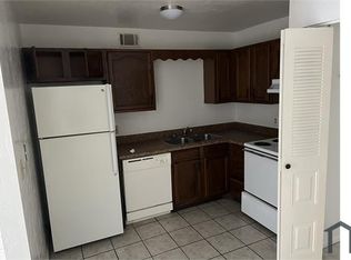 2361 SW 31st Pl APT 5, Gainesville, FL 32608
