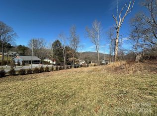 1 Lundy Ln, Waynesville, NC 28786
