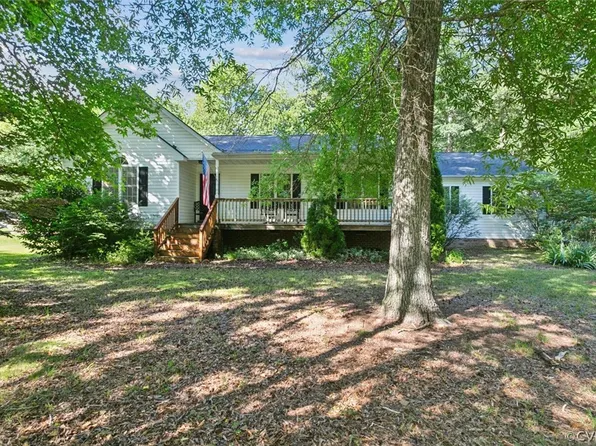 9254 Minitree Glen Ln, Providence Forge, VA 23140