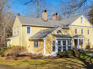 122 Ridgefield Rd, Wilton, CT 06897