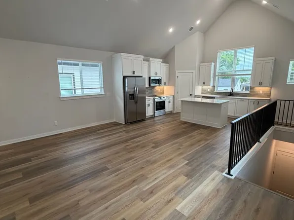 513 W Dallas St, Broken Arrow, OK 74012