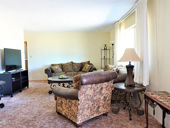 3rd image of 2049 E Bayberry Ave