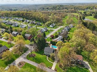 3880 Kim Ln, Gibsonia, PA