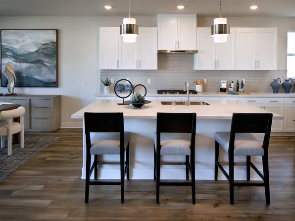 8541 Tamarack St, Chino, CA 91708