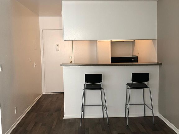 3rd image of 12036 Hart St #6