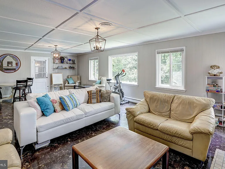 5204 Westwood Dr — Photo 36