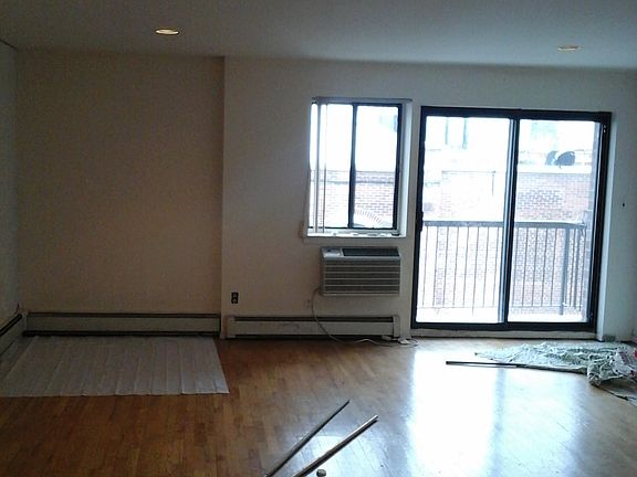 2nd image of 7534 113th St APT 3