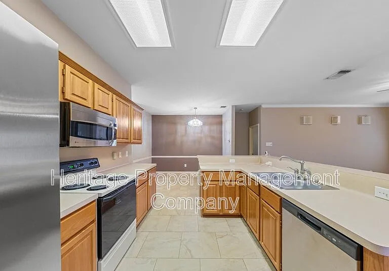 12219 Stable Fork Dr — Photo 12