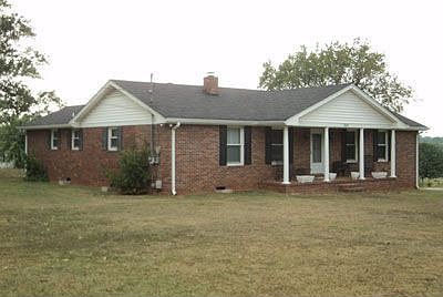 2nd image of 5560 Highway 109 N