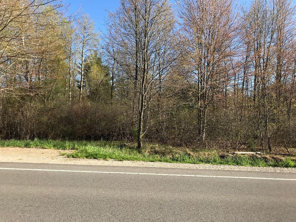 2nd image of W River Rd