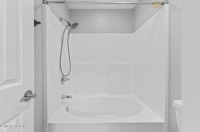 10708 Prince Albert Way — Photo 10